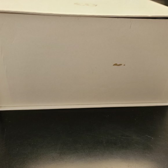 BOxes - Picture 6 of 13